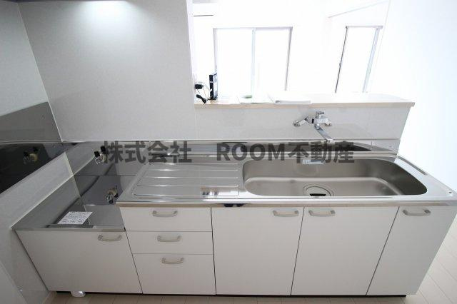 チェリーブロッサム久保原のキッチン|お料理しやすいキッチンです