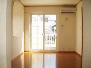 カーサ季の里Ａの居間・リビング|居室・リビング