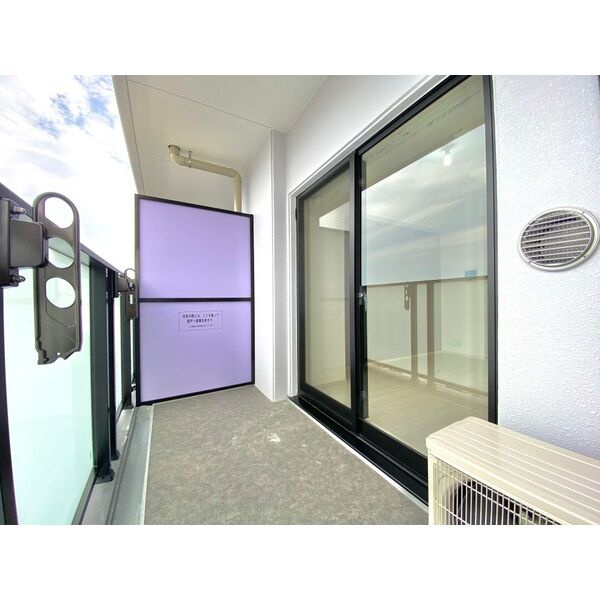 S-RESIDENCE平安通のバルコニー