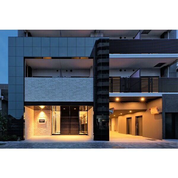 S-RESIDENCE平安通のエントランス