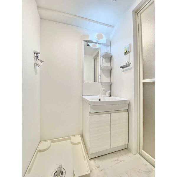 S-RESIDENCE平安通の独立洗面台