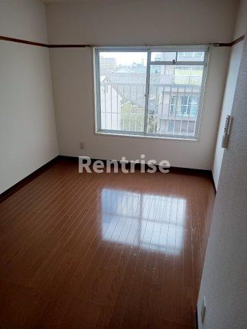 マンションアリスAの居間・リビング