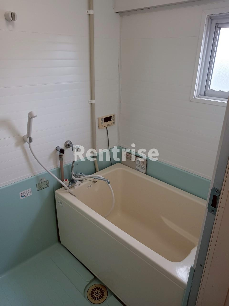 マンションアリスAの浴室