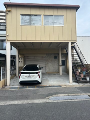 井の森町倉庫の外観