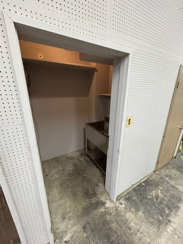 井の森町倉庫の収納