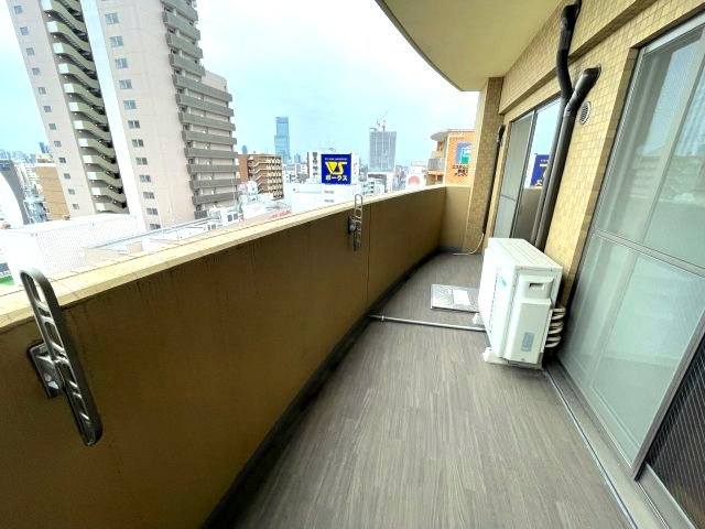 PHOENIX難波EASTのバルコニー