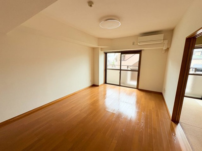 【居間・リビング】 | カーサ・フィヨーレⅠ