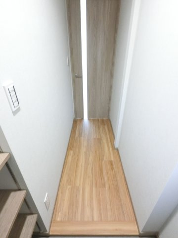 Ｓｏｕｔｈ　Ｗｏｏｄ　の玄関