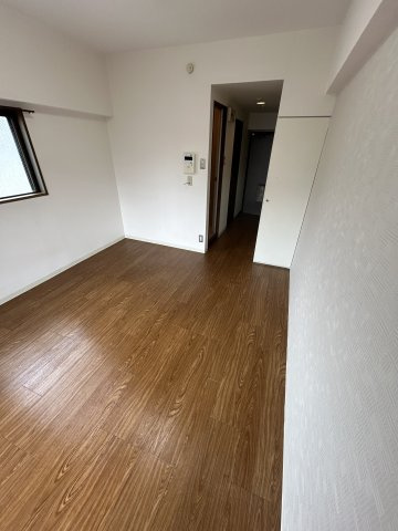 ロマネスク姫島の洋室