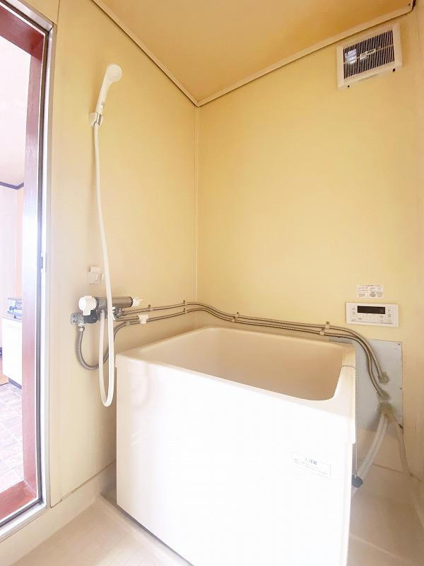 松本コーポの浴室