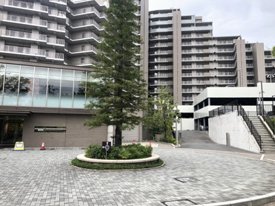 【エントランス】 | ウェリス豊中桃山台