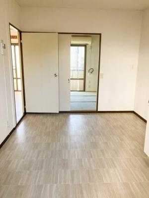 【居間・リビング】 | ハイツ朋栄 | DK約6帖