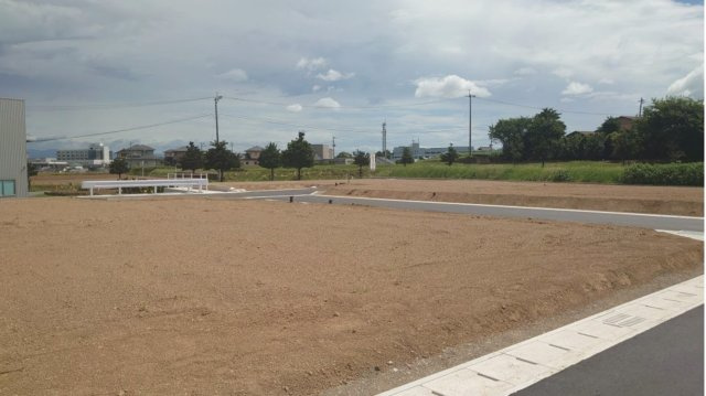 【前面道路含む現地写真】 | 北区植木町岩野第4　全15区画（3号地）