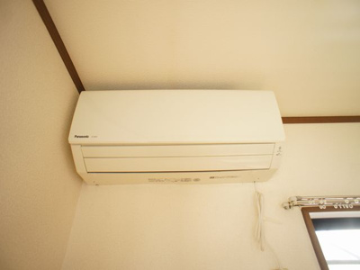 【設備】 | ビュースズキB | キレイなエアコンが付いています。