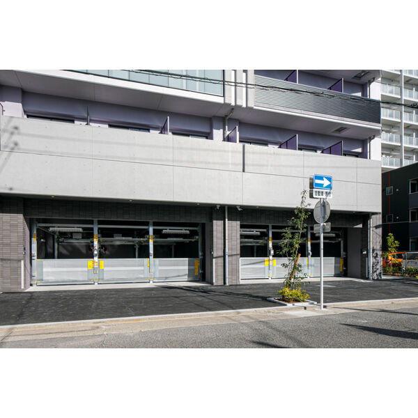 S-RESIDENCE黒川本通一丁目の駐車場