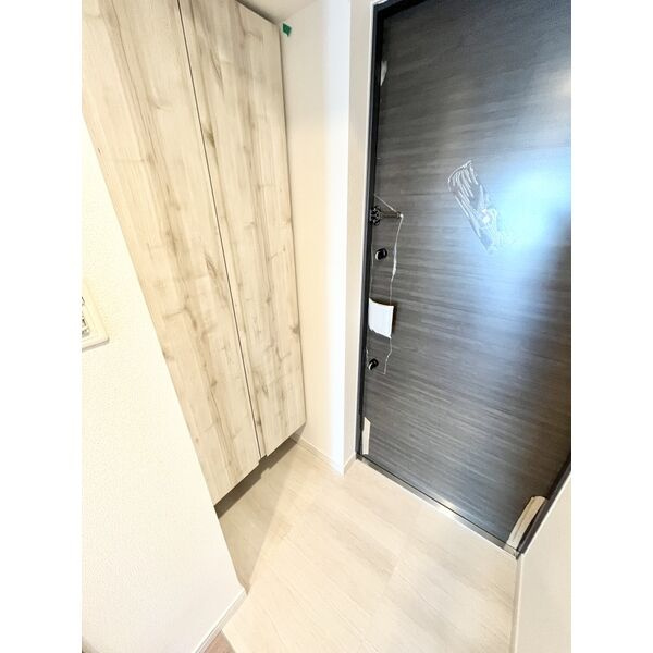 S-RESIDENCE黒川本通一丁目の玄関