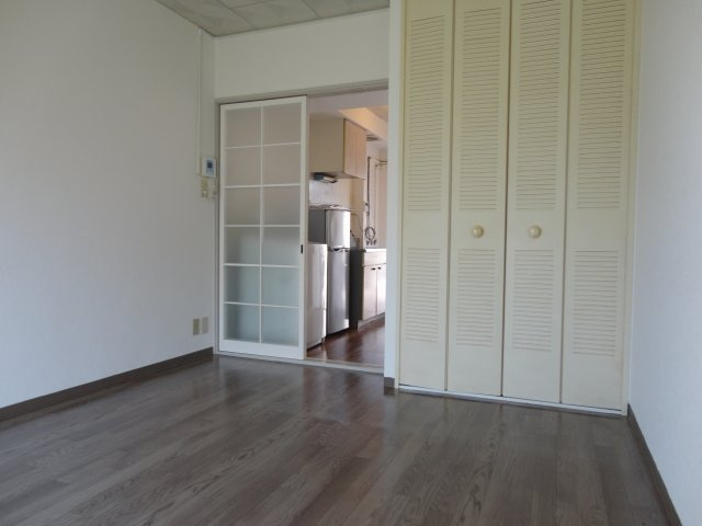 パルシオンの寝室