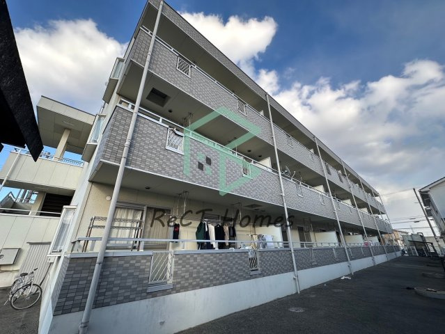 ロック雅の外観