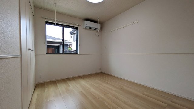 【寝室】