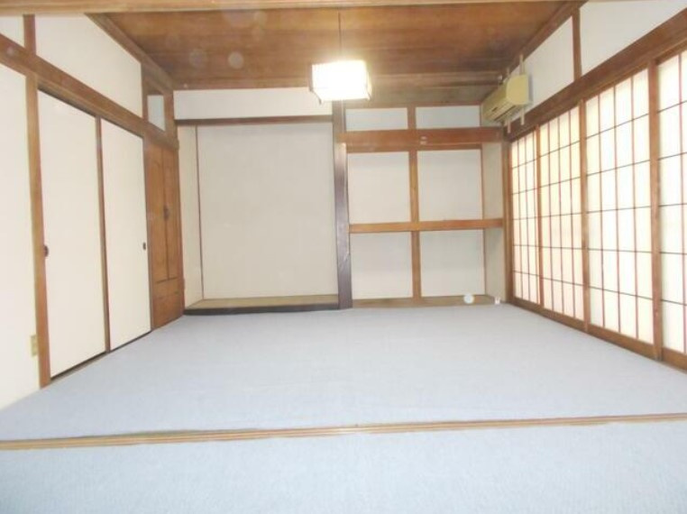 常総市豊岡町貸家の収納