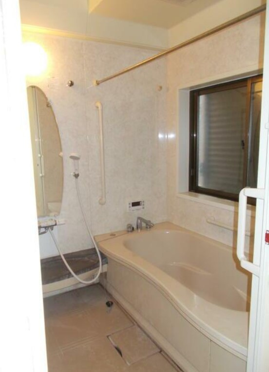 常総市豊岡町貸家の浴室