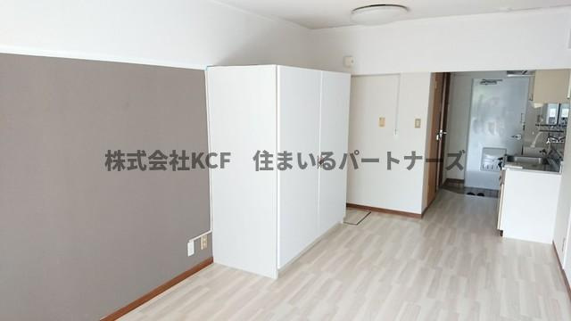 サハラビルの玄関