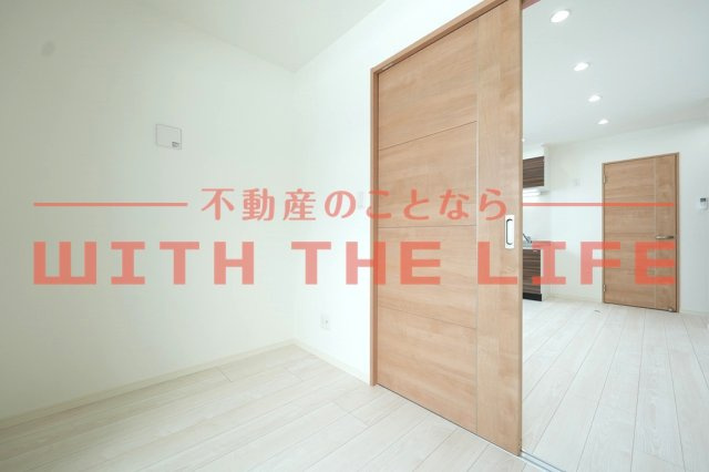 THE NOBLES（ザノブレス）花畑駅前【キャッシュバック対象物件】の内装|明るい室内です