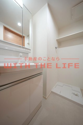 THE NOBLES（ザノブレス）花畑駅前【キャッシュバック対象物件】の洗面所|コンパクトで使いやすい洗面所