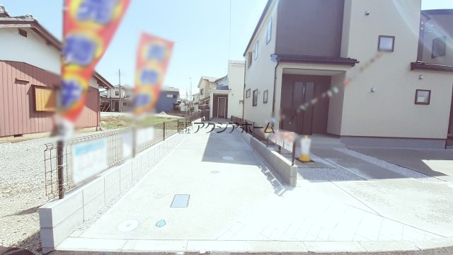 日高市原宿・全3棟　新築一戸建　3号棟　～充実の設備仕様～の駐車場|縦列駐車2台可能です(車種制限あり)
