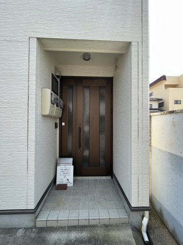 緑町戸建て（店舗付）の玄関