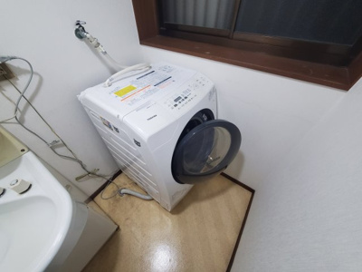 【洗面所】 | 慈恩寺貸家 | スペースが確保できる洗面所です