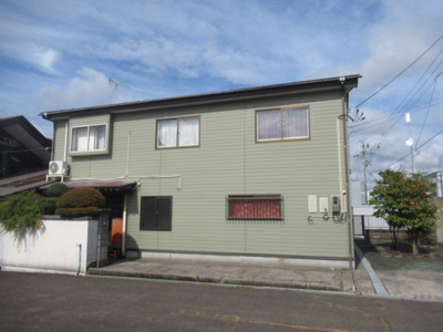 【外観】 | 三種町森岳小狭間・中古土地建物5棟 | 建物3　旧工賢商店（店舗+母屋）