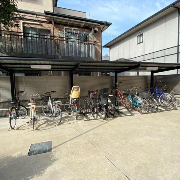 サンモールⅡの駐車場|駐輪場