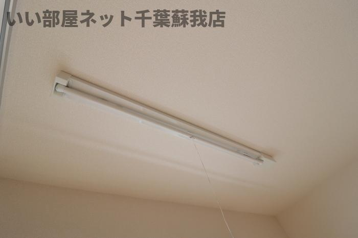 おゆみ野ドリームマウンテン　Ｄの寝室|室内物干