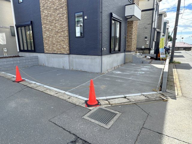 市川市曽谷４丁目新築戸建【曽谷小学校：8分】の駐車場|駐車スペース・２台分完備