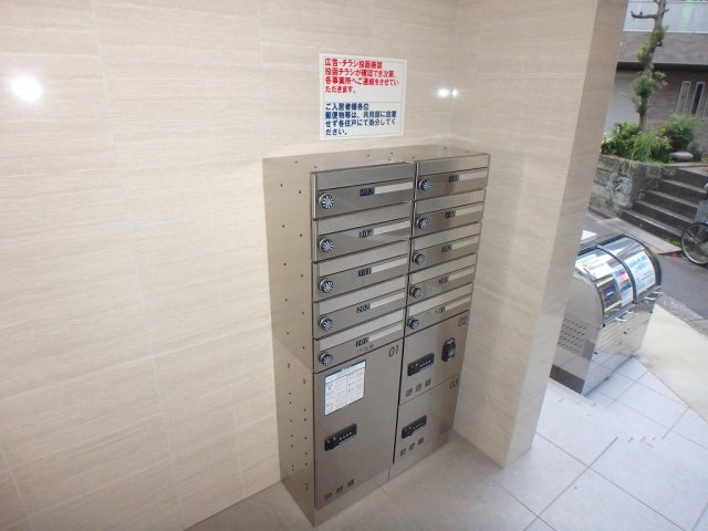 Centelleo押上のエントランス