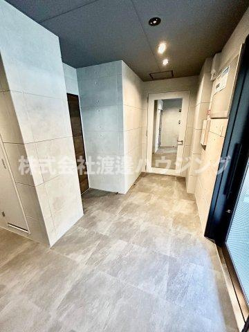 リアコート江坂のエントランス