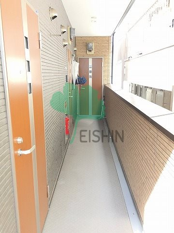 クレオ筥松3番館のエントランス