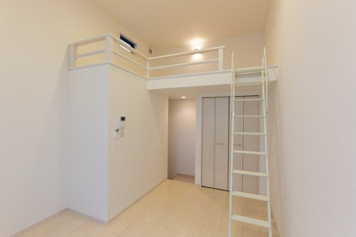 【居間・リビング】 | Vista del Rio　★プライスホームなら仲介手数料が割引価格です★