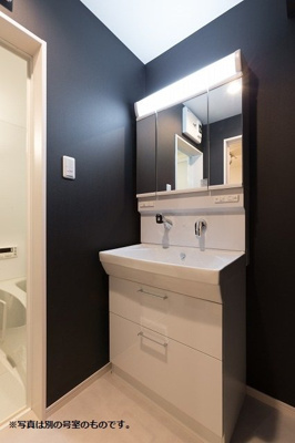 【独立洗面台】 | Vista del Rio　★プライスホームなら仲介手数料が割引価格です★