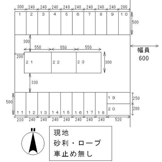 岐阜市鏡島精華３丁目の駐車場の間取り