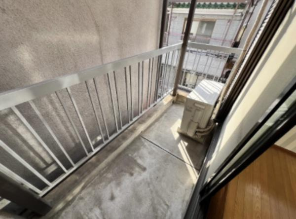 【バルコニー】