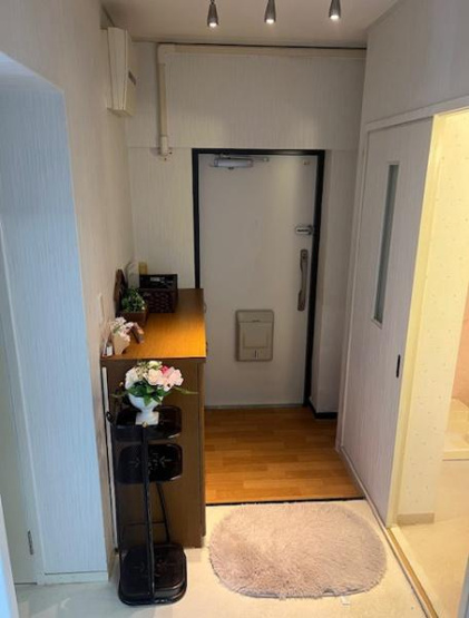 【玄関】 | 茨木郡山B住宅A-15棟