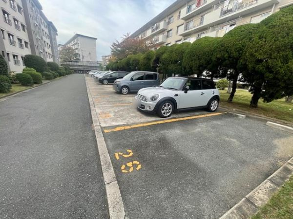 【駐車場】 | 茨木郡山B住宅A-15棟