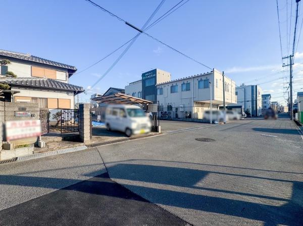 和歌山市舟津町　中古戸建の前面道路含む現地写真