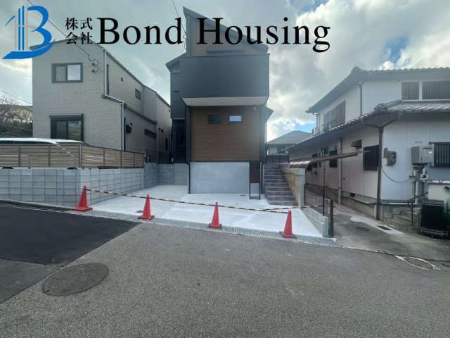 上級設備　松が丘3丁目　全2棟　B号棟の外観