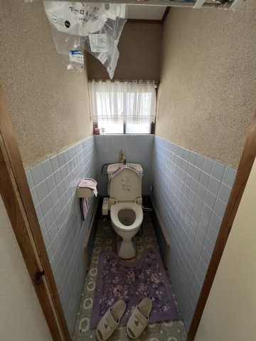 古閑中町戸建てのトイレ