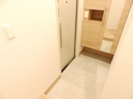 【玄関】サリオス段原日出