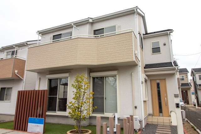 足利市元学町の中古一戸建