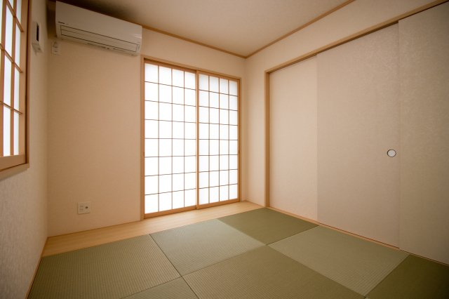 足利市元学町の中古一戸建の和室